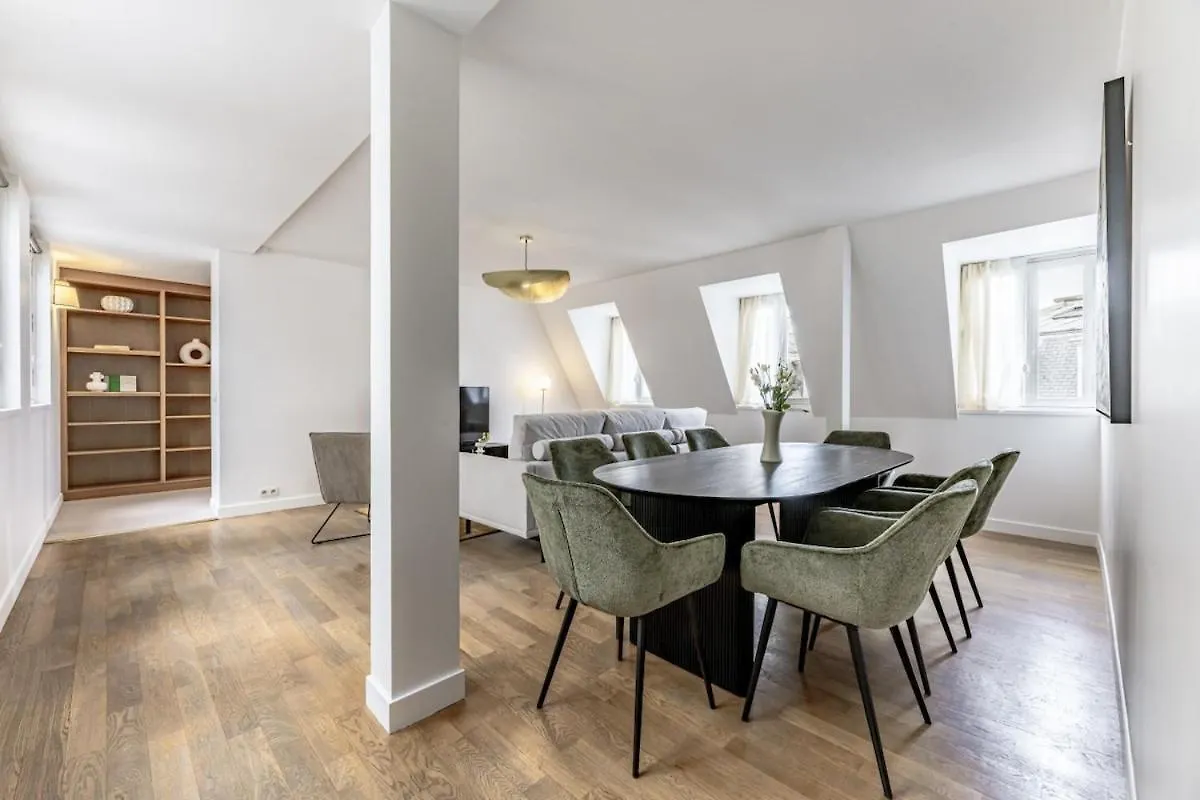 Amazing Apartment 4Bedrooms Champs Elysees Párizs